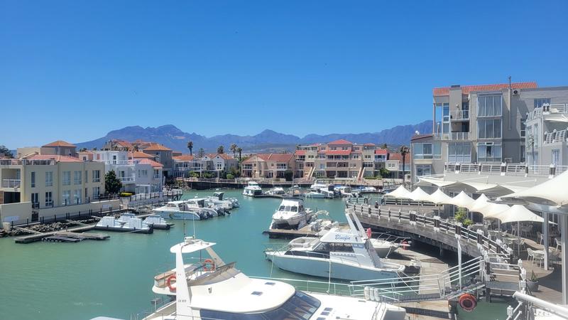 To Let 3 Bedroom Property for Rent in Somerset West Western Cape